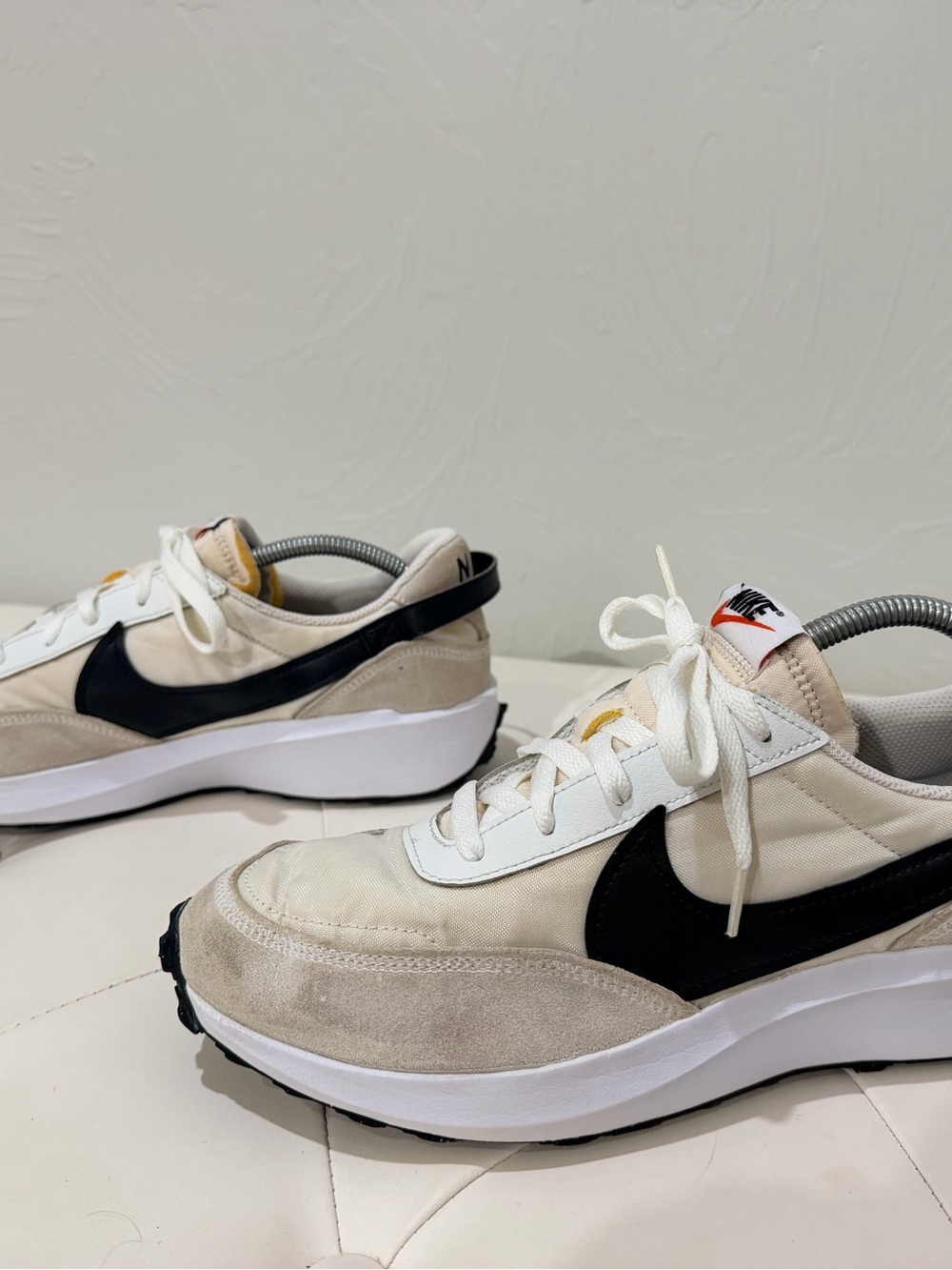 Nike Waffle Debut DH9522-103 White Black Beige Men's Low Top Suede Sneakers